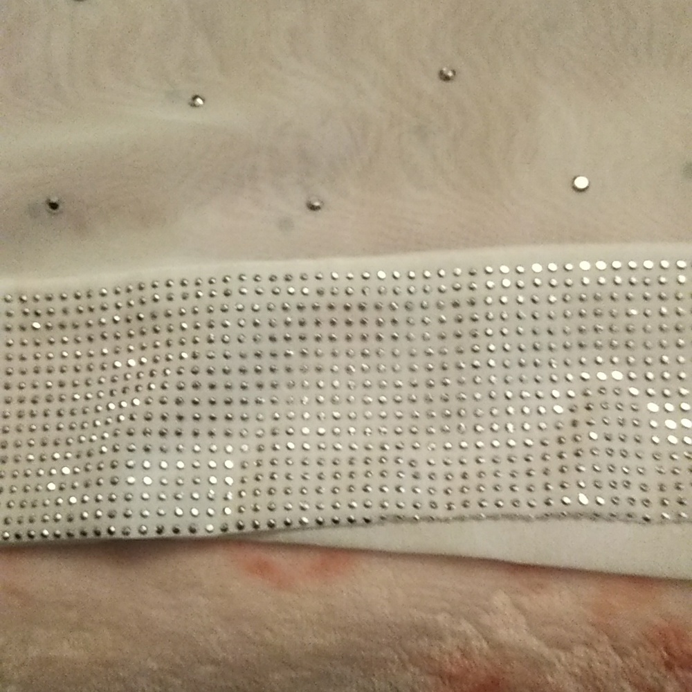 Grayse Silver Studded Top - Picture 6 of 10